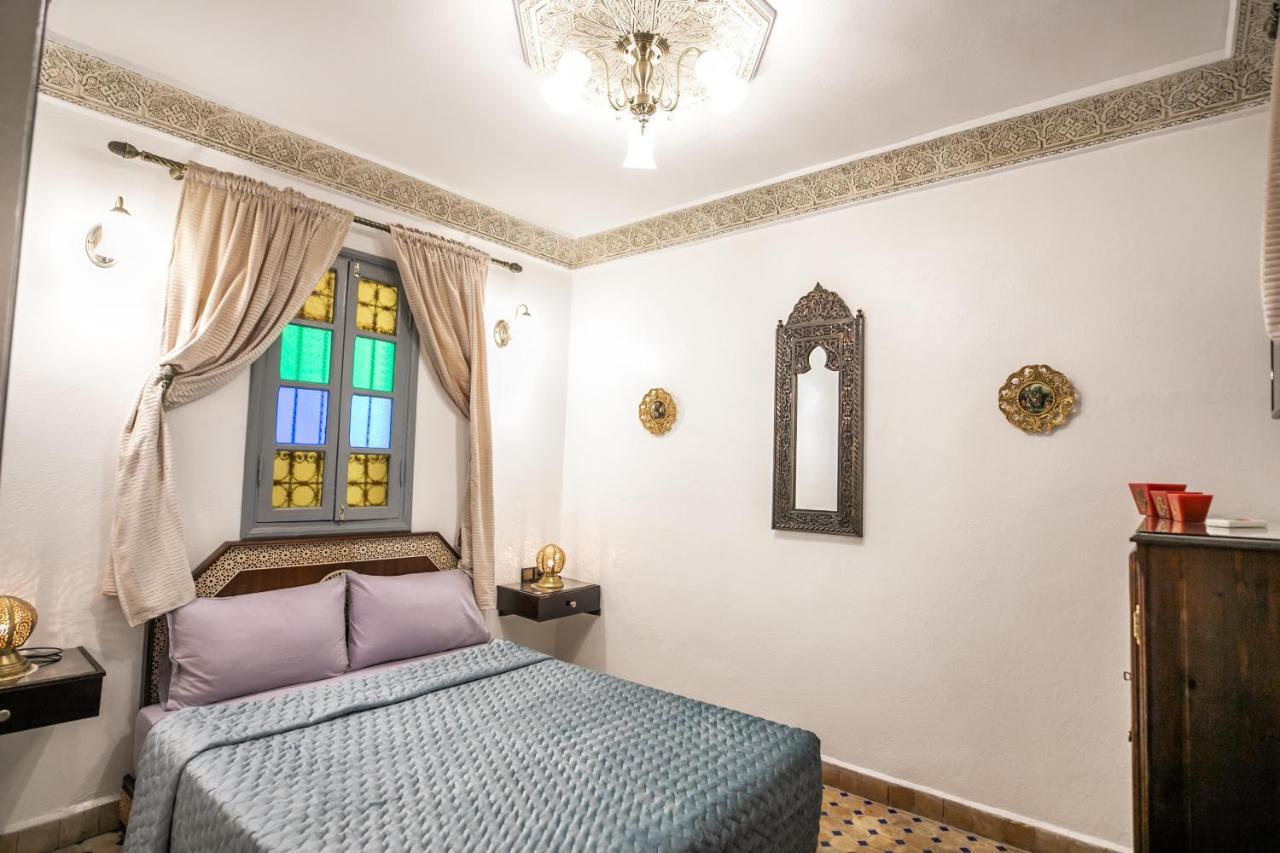 Отель Riad Skilffo Фес Экстерьер фото