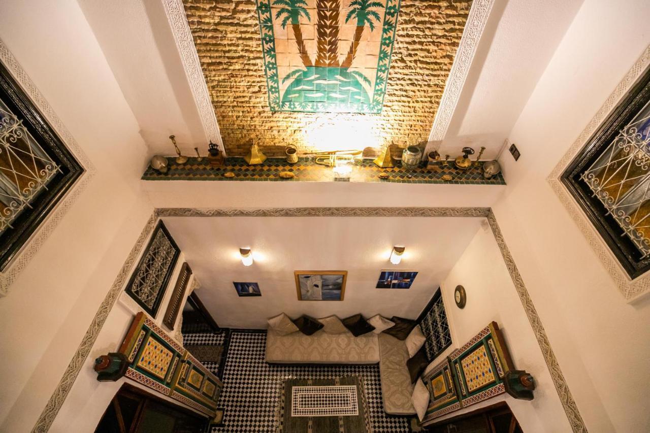 Отель Riad Skilffo Фес Экстерьер фото