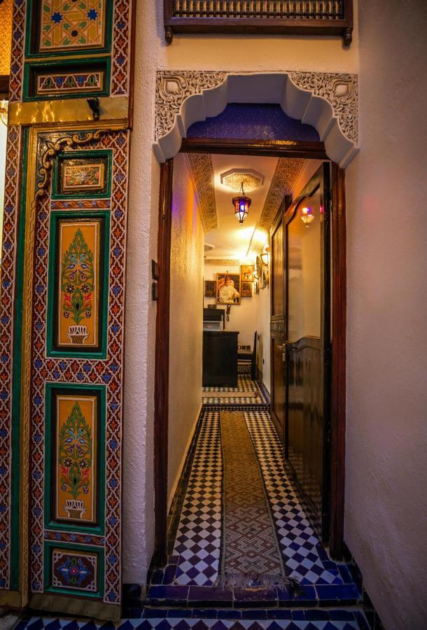 Отель Riad Skilffo Фес Экстерьер фото